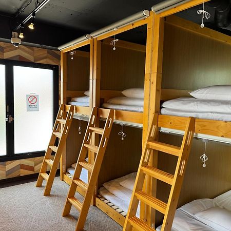 Capsule Hotel Continue Nijojokita Кіото Екстер'єр фото