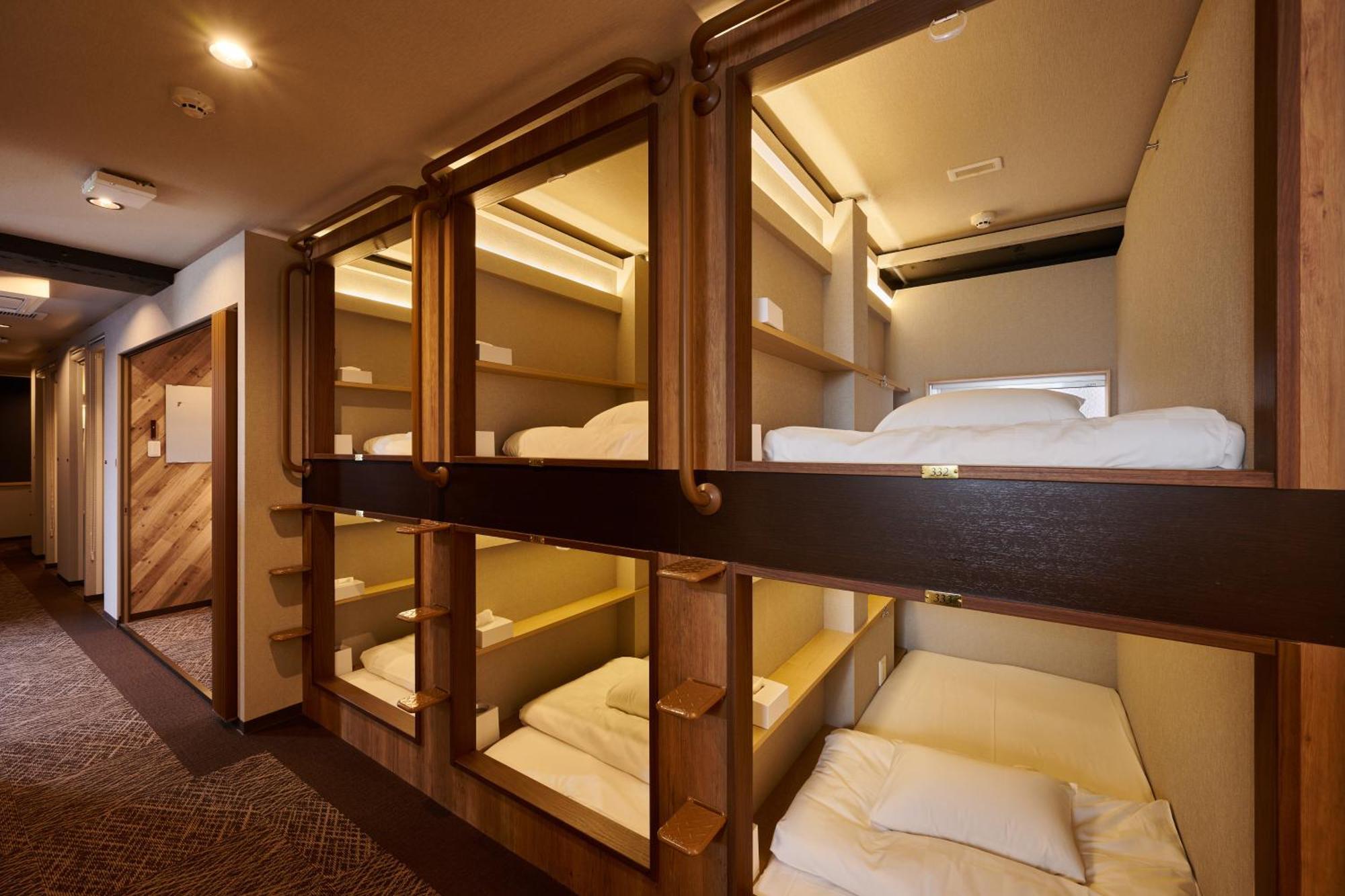 Capsule Hotel Continue Nijojokita Кіото Екстер'єр фото